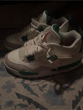 Jordan White & Teal Men's Retro Athletic Sneakers